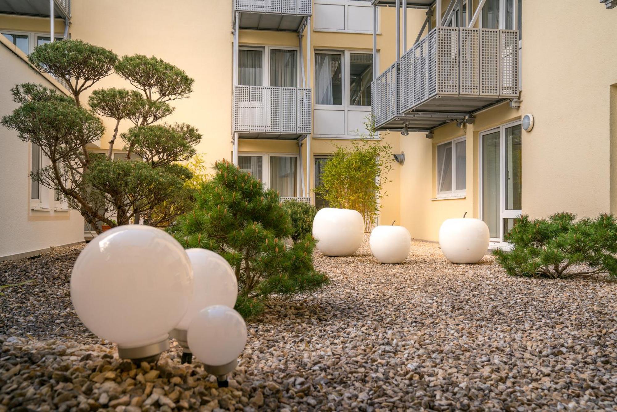 Airporthotel Residenz Steinenbronn Kültér fotó