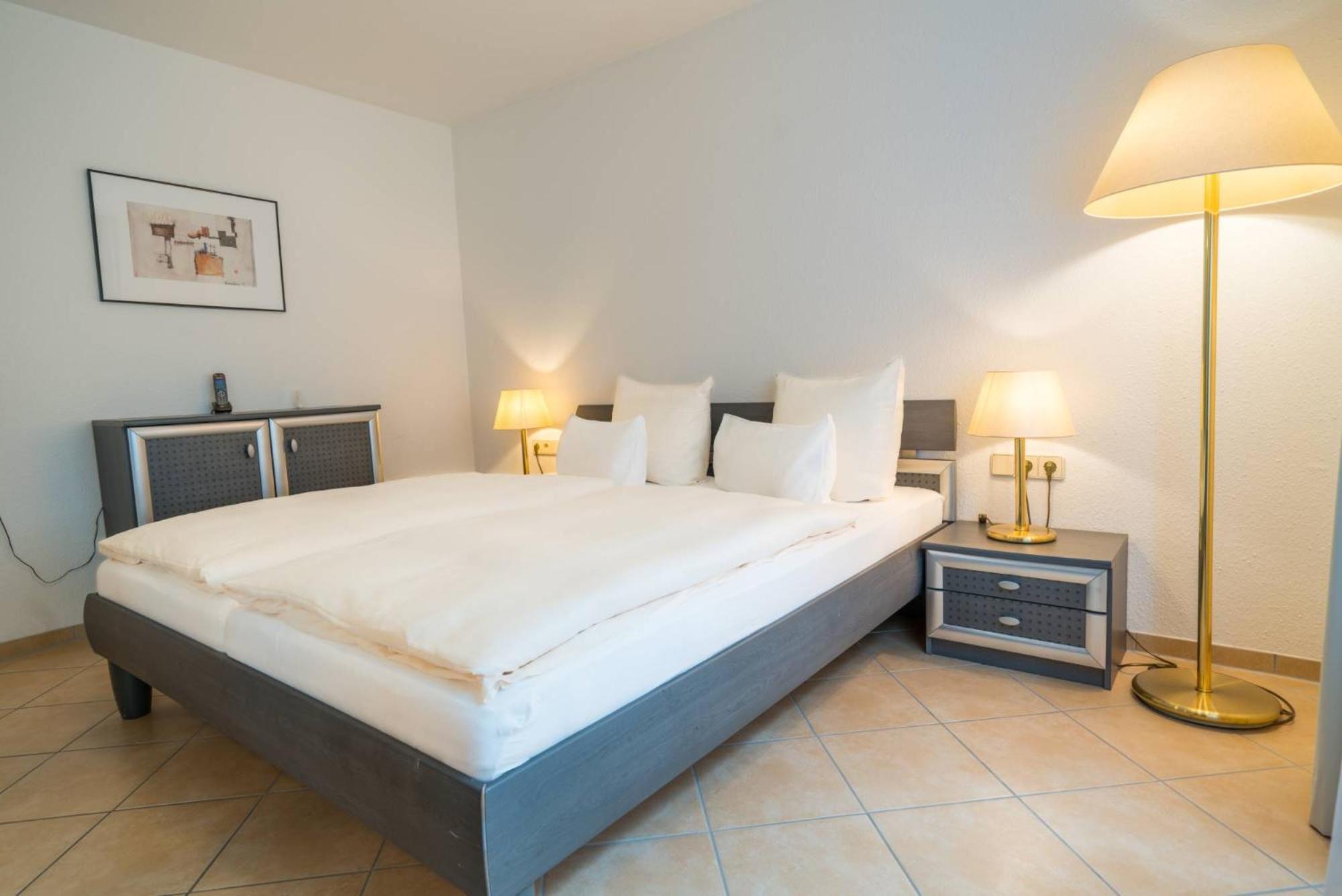 Airporthotel Residenz Steinenbronn Kültér fotó