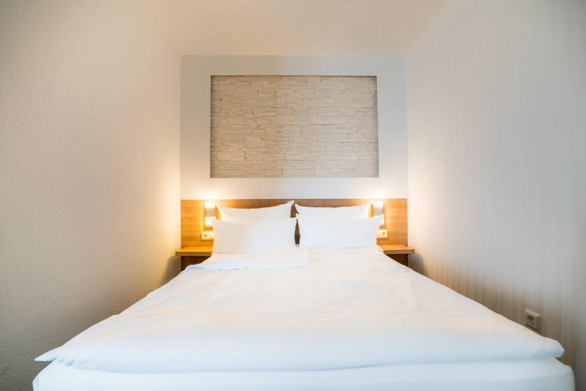 Airporthotel Residenz Steinenbronn Kültér fotó