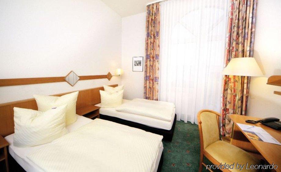 Airporthotel Residenz Steinenbronn Kültér fotó
