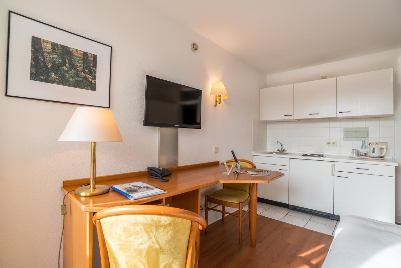 Airporthotel Residenz Steinenbronn Kültér fotó